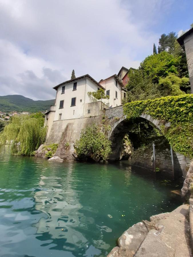 Casa Con Vista Lago A Nesso Luaran gambar